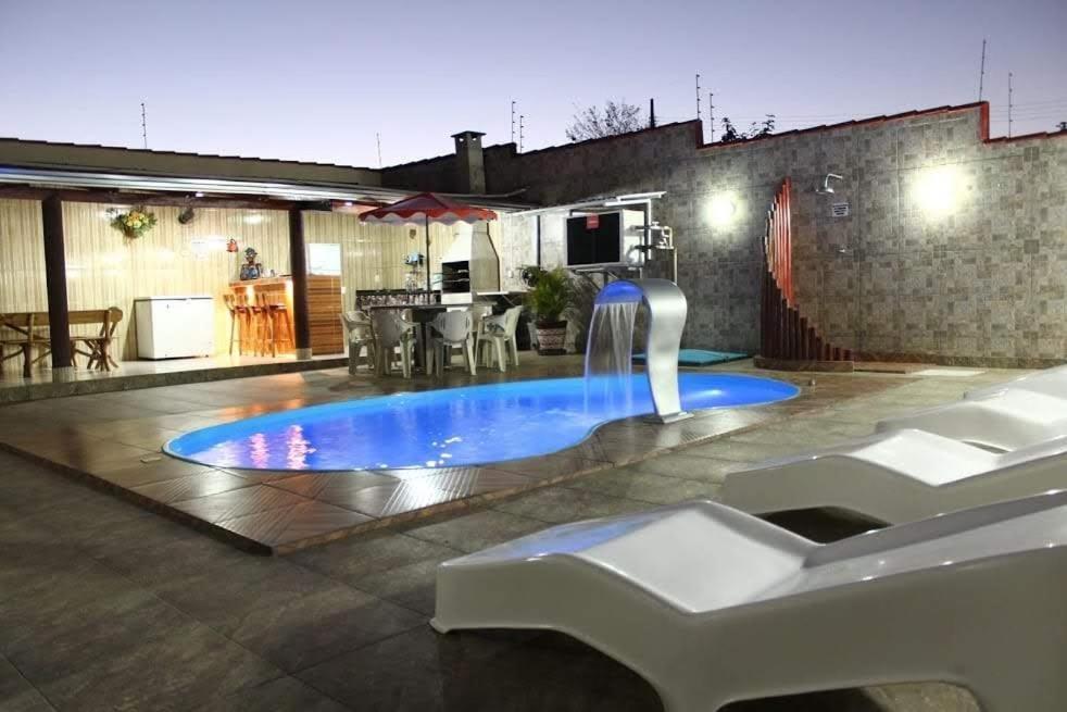 Sobrado Frente P/Lago Com Piscina Aquecida Caldas Novas Exterior photo