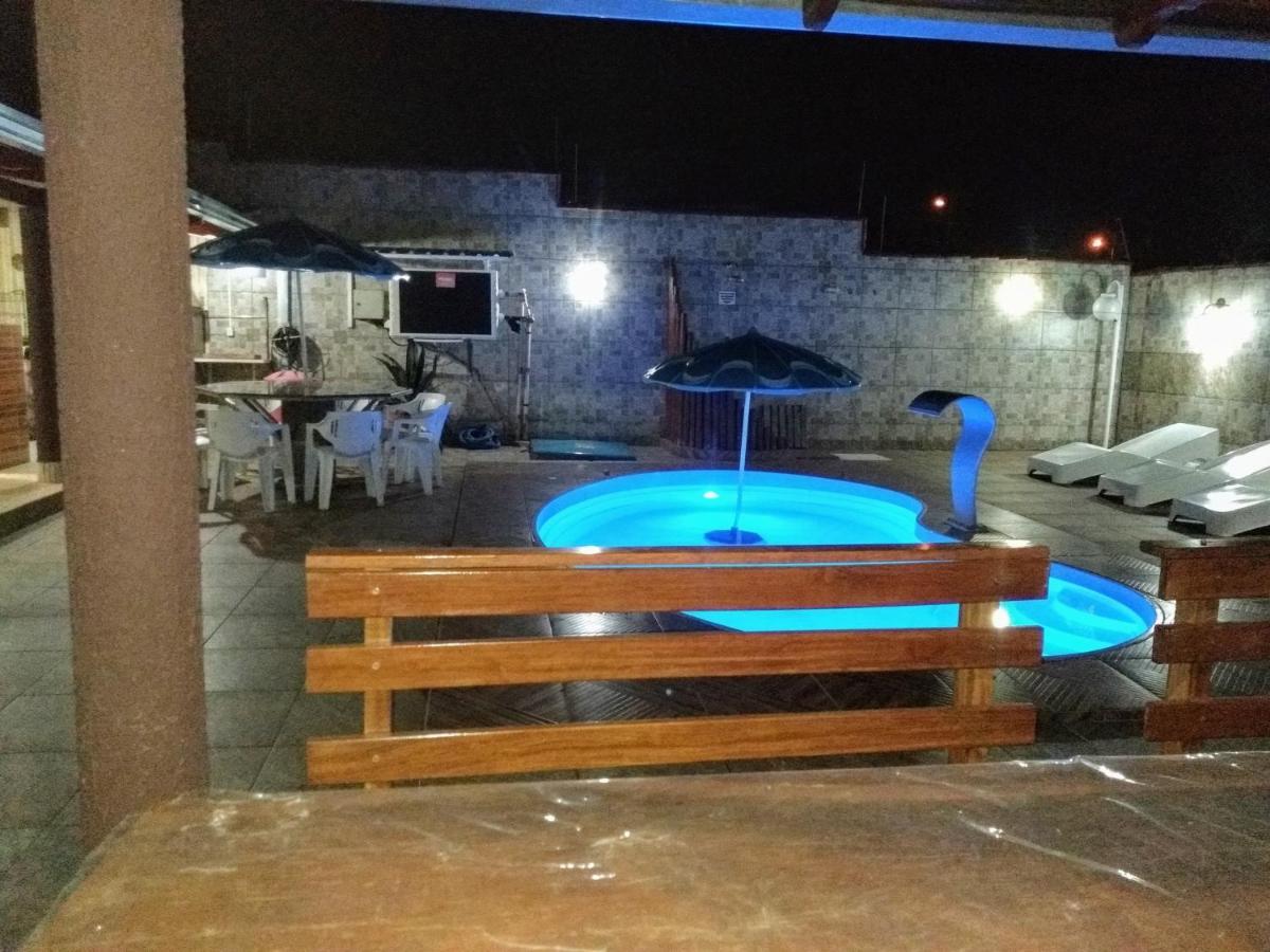 Sobrado Frente P/Lago Com Piscina Aquecida Caldas Novas Exterior photo